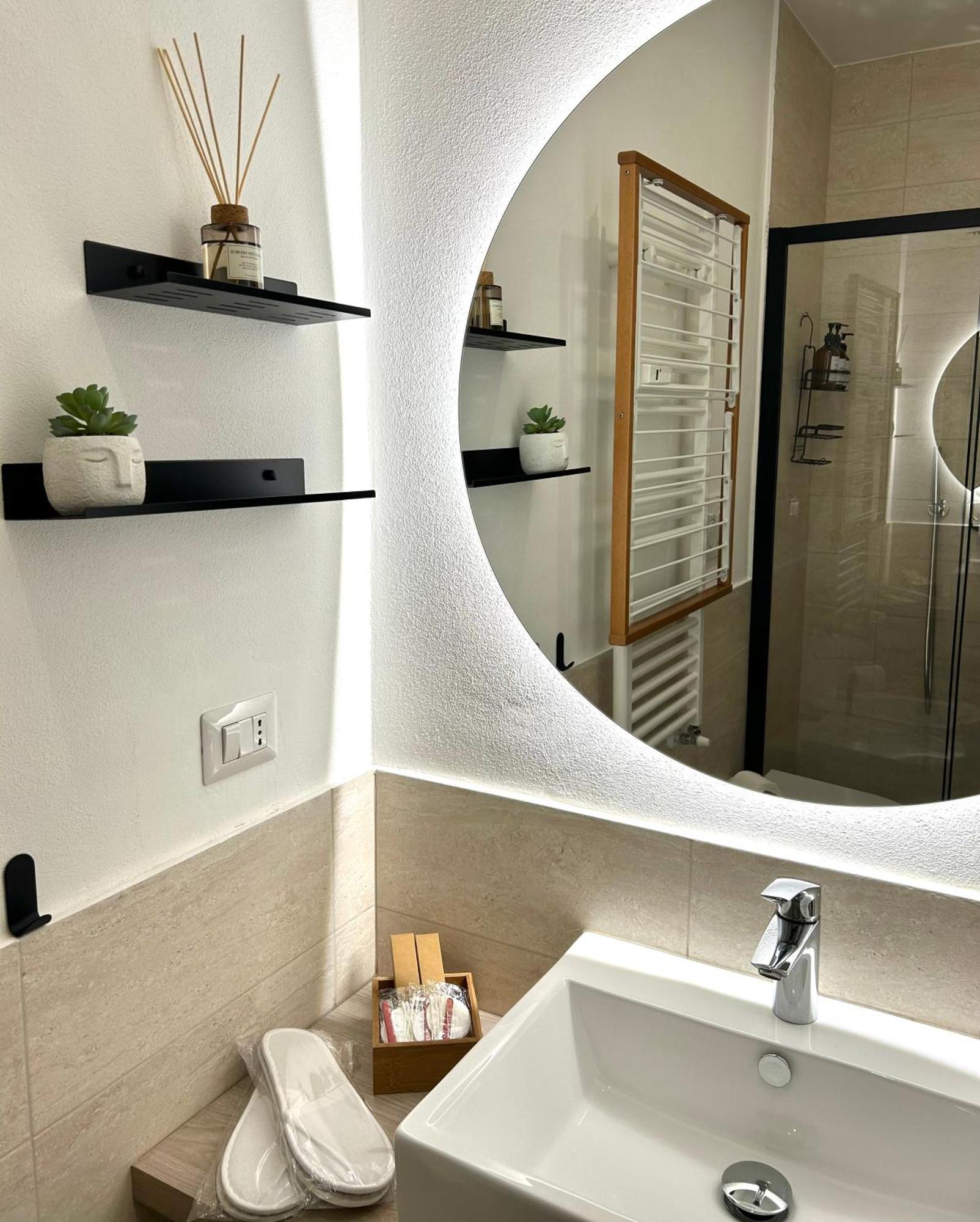 Navigli-Bocconi - Peque Home, Wi-Fi 밀라노 외부 사진